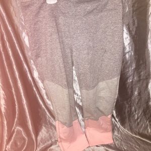 Pink leggings